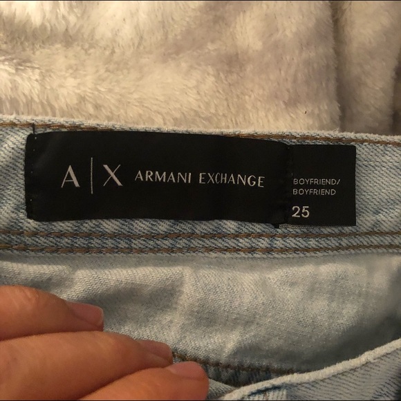Armani Exchange A/E Women's 25 Boyfriend Distressed Denim Jeans - Picture 4 of 5